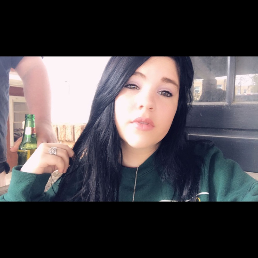 Meet your Posher, Kelsey